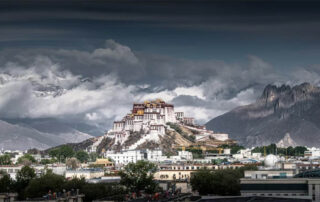 The Hampton Hotel by Hilton in Lhasa is a nice spot to take photos of Potala Palace for shutterbugs.