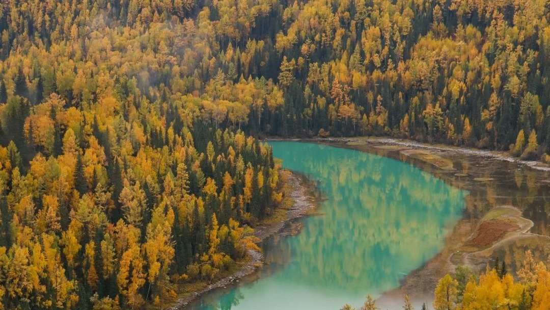 Kanas Lake